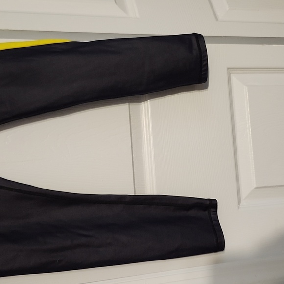 Zyia Compression Leggings Size 12 - Picture 2 of 5